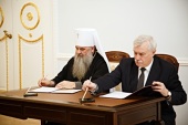 Подписано соглашение о сотрудничестве между Санкт-Петербургской епархией и администрацией Санкт-Петербурга