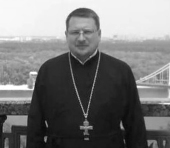 Клирик города Киева священник Роман Николаев скончался от полученных огнестрельных ранений