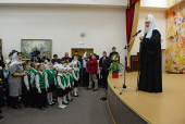 Святейший Патриарх Кирилл посетил Новоуренгойскую православную гимназию