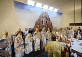 Предстоятели Поместных Православных Церквей совершили Литургию в храме святого апостола Павла в Шамбези