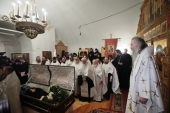 В Заиконоспасском ставропигиальном монастыре состоялось отпевание наместника обители архимандрита Петра (Афанасьева)