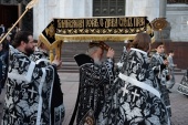 Святейший Патриарх Кирилл совершил утреню Великой Субботы с чином погребения в Храме Христа Спасителя