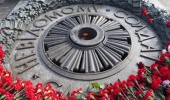 Митрополит Киевский Онуфрий принял участие в памятных мероприятиях, посвященных Дню Победы