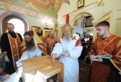 Председатель Синодального отдела по монастырям и монашеству освятил храм свв. Петра и Февронии в Покровском ставропигиальном монастыре