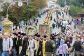 Синод Украинской Православной Церкви призвал верующих присоединиться к Всеукраинскому крестному ходу за мир