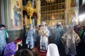 В праздник Казанской иконы Божией Матери Предстоятель Русской Церкви совершил Литургию в Благовещенском соборе Казанского кремля