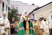 В праздник Собора Архангела Гавриила Святейший Патриарх Кирилл совершил Литургию на Антиохийском подворье в Москве