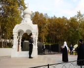 Святейший Патриарх Кирилл в Североморске возложил цветы к мемориалу защитников Заполярья, павших в годы Великой Отечественной войны