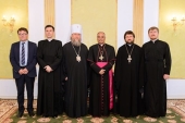 Митрополит Астанайский и Казахстанский Александр встретился с новоназначенным апостольским нунцием в Казахстане