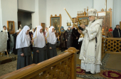 Епископ Орехово-Зуевский Пантелеимон совершил чин посвящения в крестовые сестры насельниц Марфо-Мариинской обители милосердия