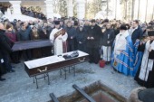 Патриарший экзарх всея Беларуси совершил чин погребения игумении Василиссы (Медведь)