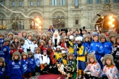 Святейший Патриарх Кирилл открыл финальный этап VII турнира по русскому хоккею на Красной площади