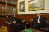 Председатель Отдела внешних церковных связей встретился с послом Великобритании в России