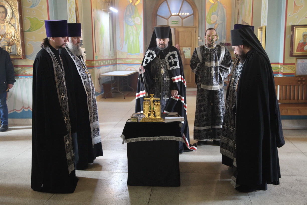 В понедельник первой седмицы Великого поста, епископ Находкинский и Преображенский Николай молился за великопостной утреней