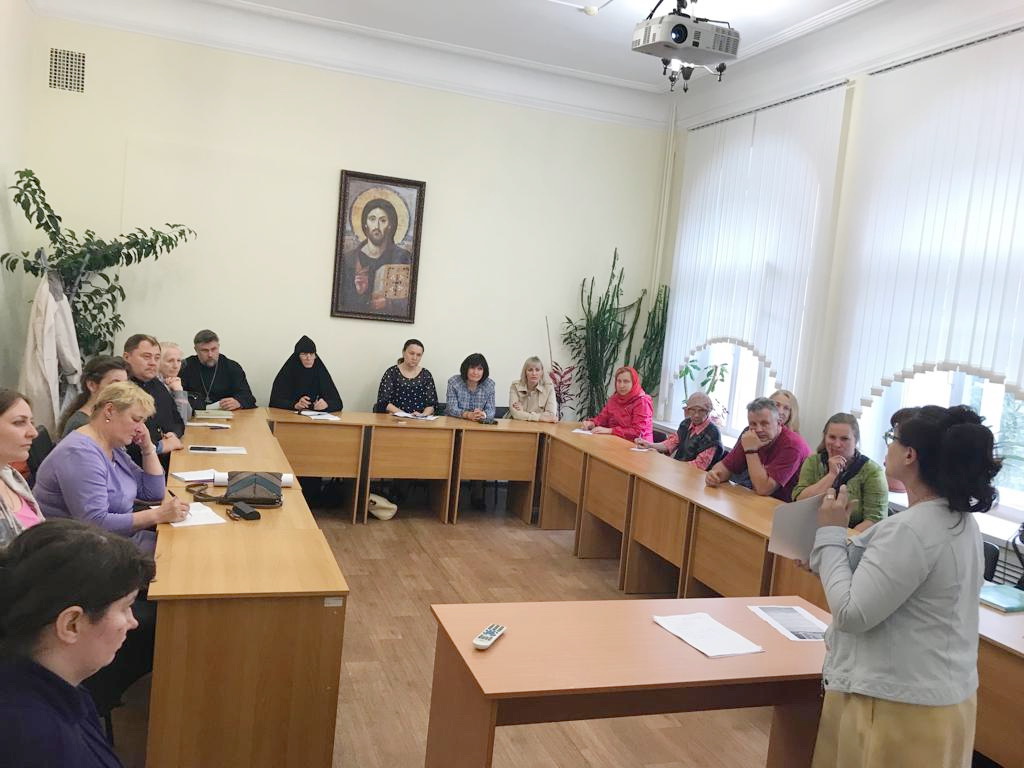 Участники круглого стола обсудили актуальные вопросы организации системы религиозного образования во Владивостокской епархии