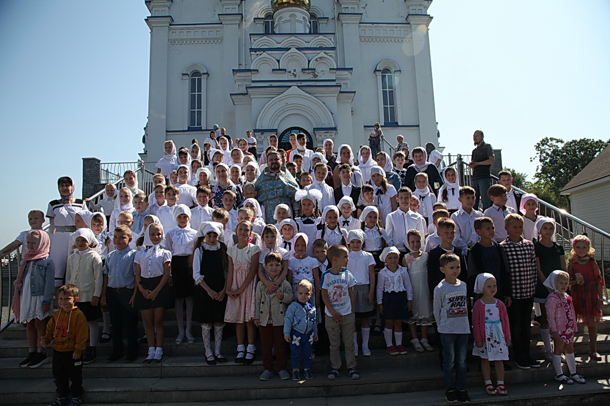 Молебен на начало учебного года прошел в Казанском Кафедральном соборе г. Находки.