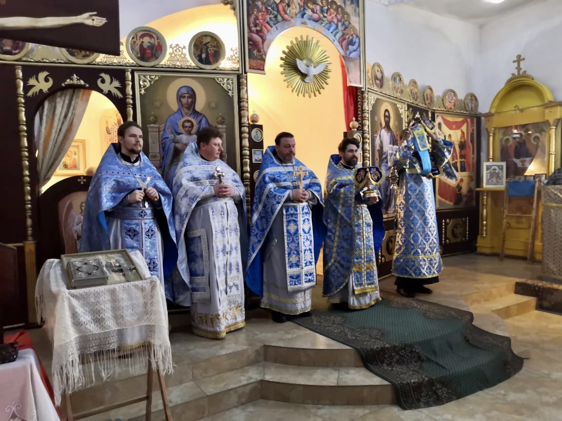 В Хороле состоялось соборное богослужение духовенства IV благочиния