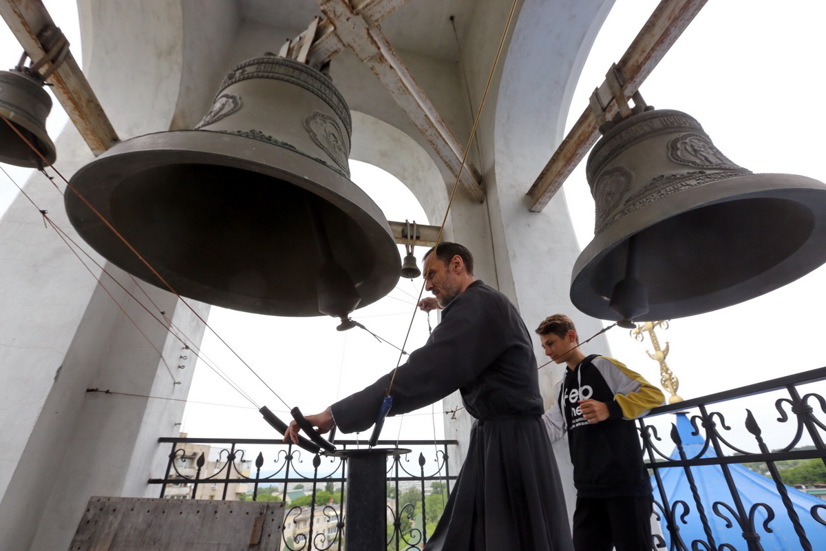 Звон Победы раздался в Арсеньевской епархии