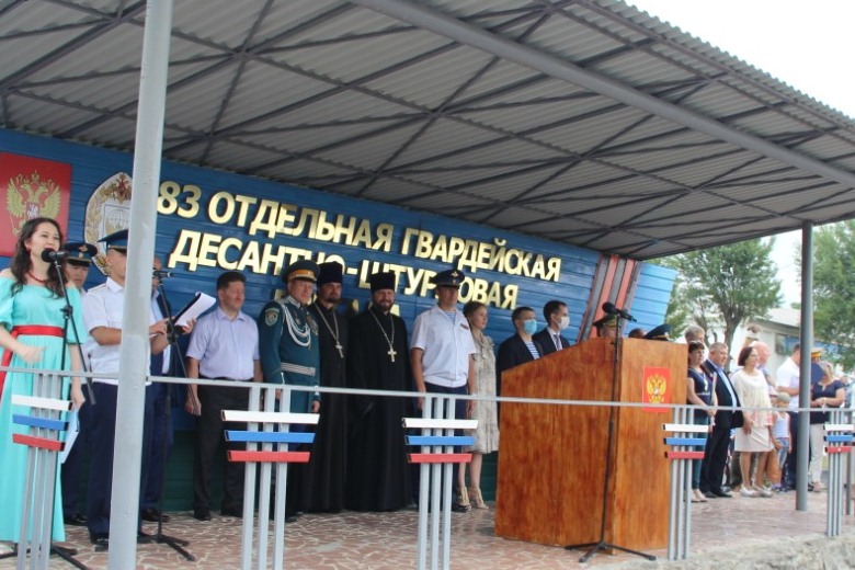 Клирики епархии посетили торжество по случаю дня Воздушно-десантных войск