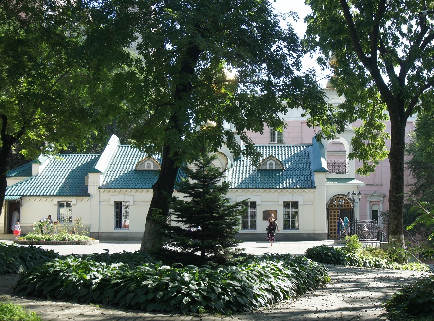 28 августа: служение митрополита Владивостокского и Приморского Владимира в Успенском храме