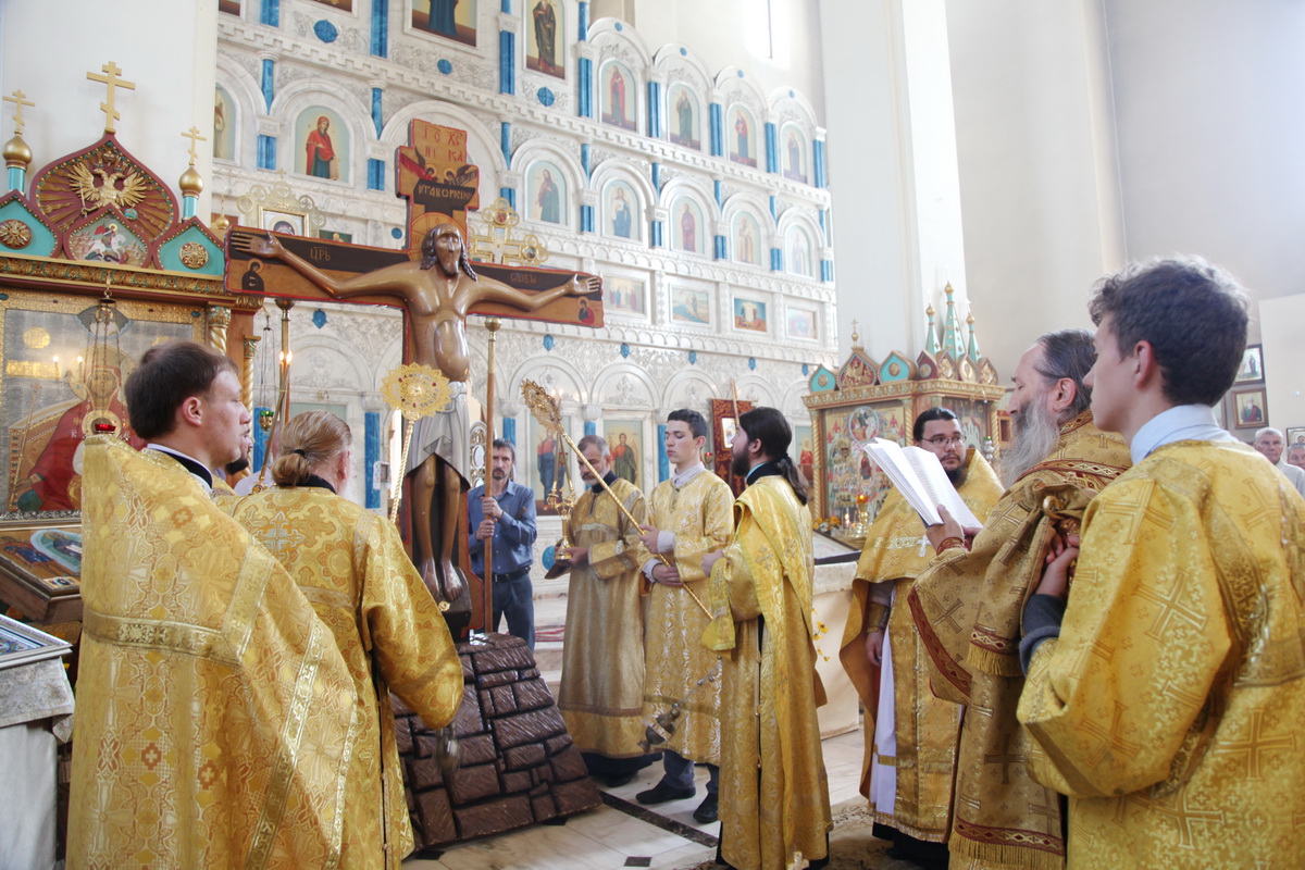 «Крест лежит в основании России»: необычный взгляд на историю нашей страны (+ Фото)