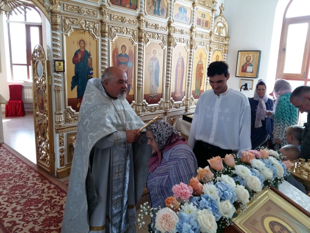 Благочинный VI округа посетил Михайловский приход в день праздника