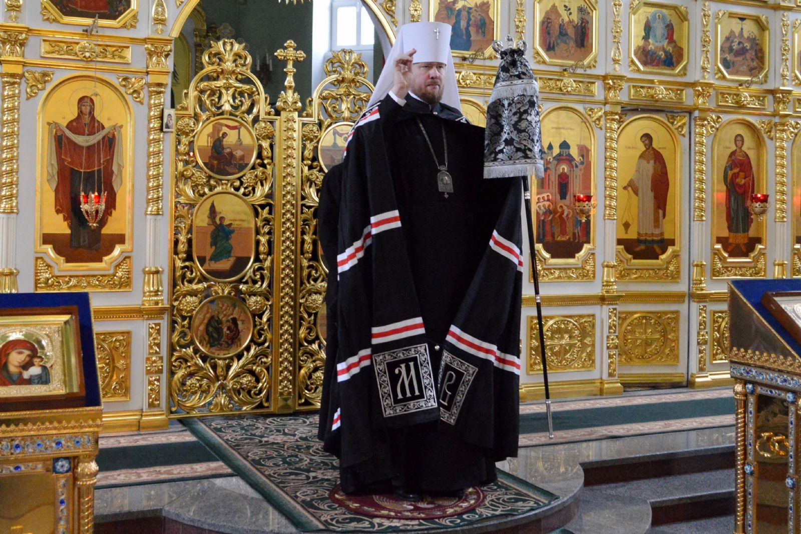 Митрополит Владимир совершил великое повечерие с чтением покаянного канона в Покровском соборе