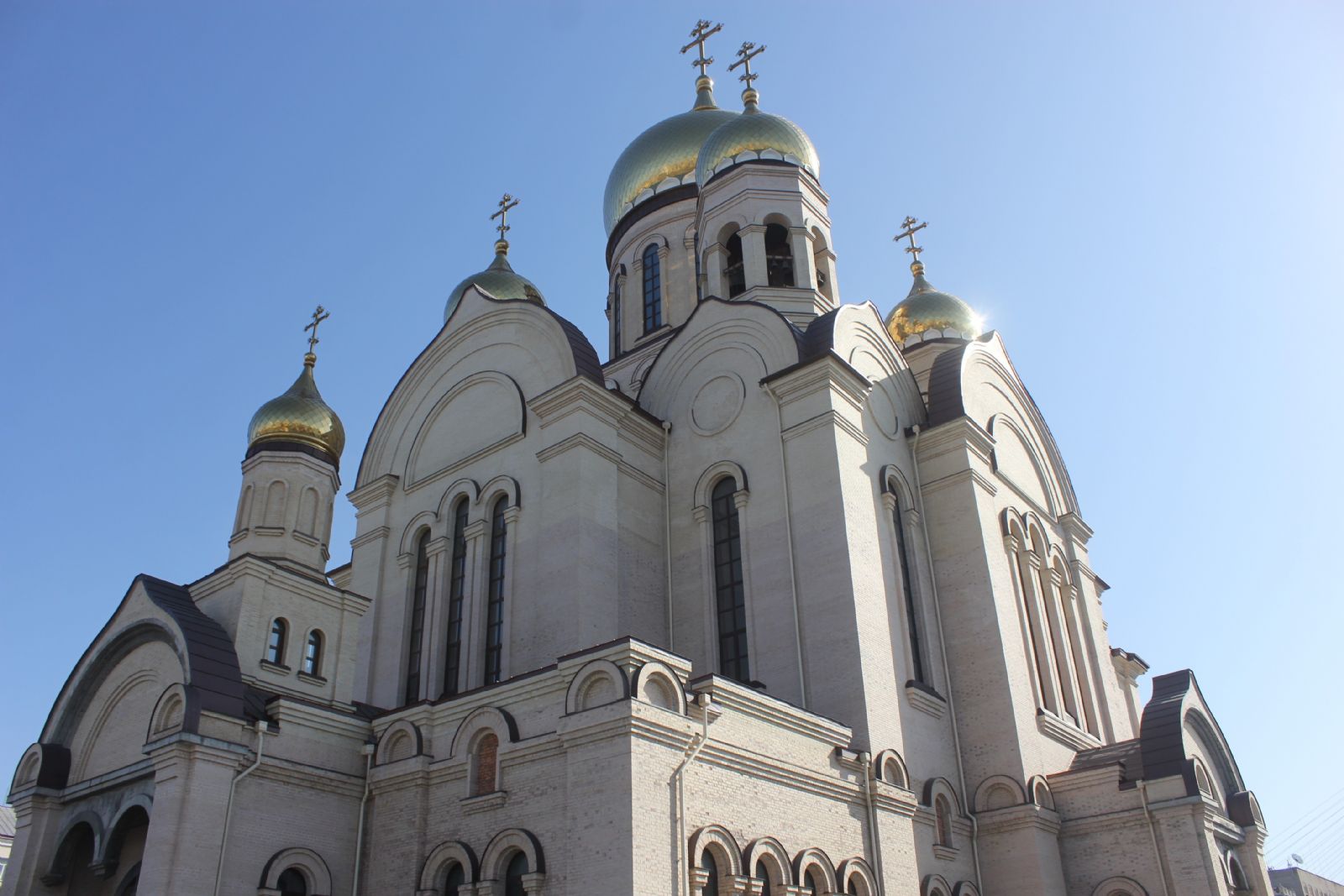 Митрополит Владимир провел рабочее совещание, посвященное ходу строительства Спасо-Преображенского собора