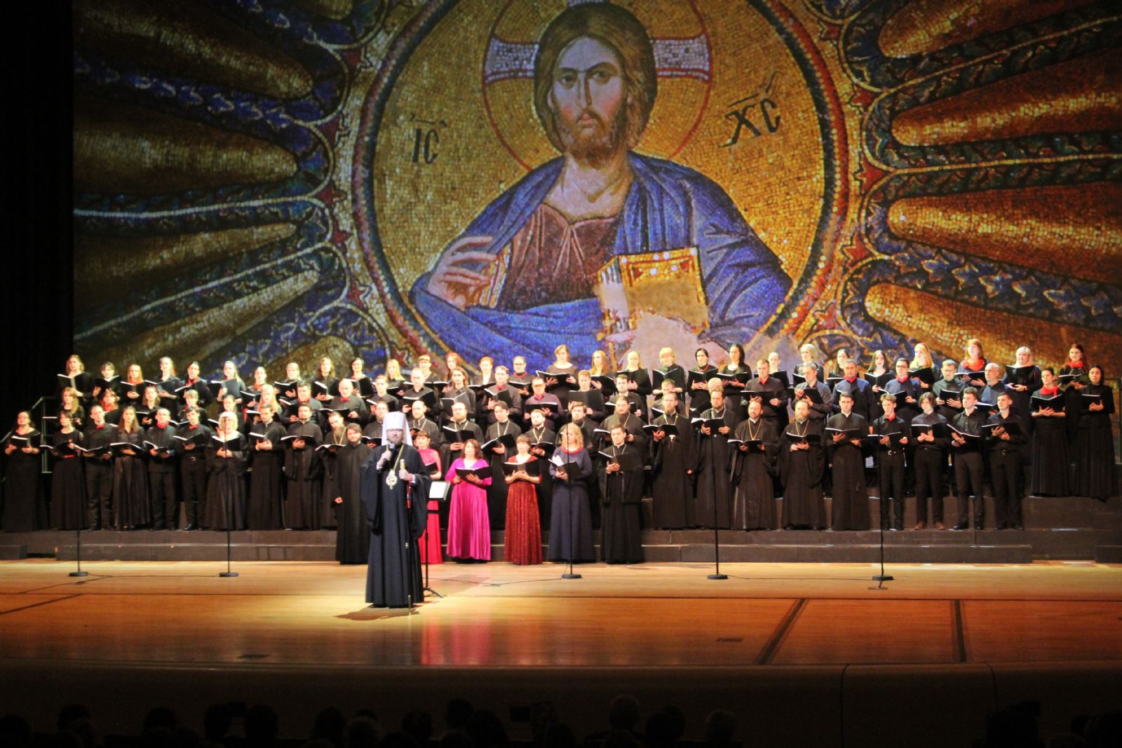 Большой Пасхальный концерт состоялся на Приморской сцене Мариинского театра