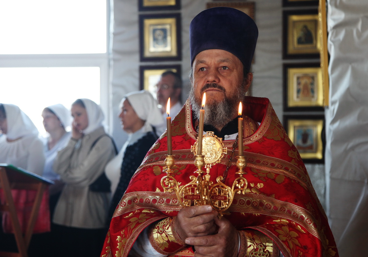 К празднику Святой Пасхи протоиерей Николай Хоменко награжден правом ношения палицы (+ Фото + Видео)