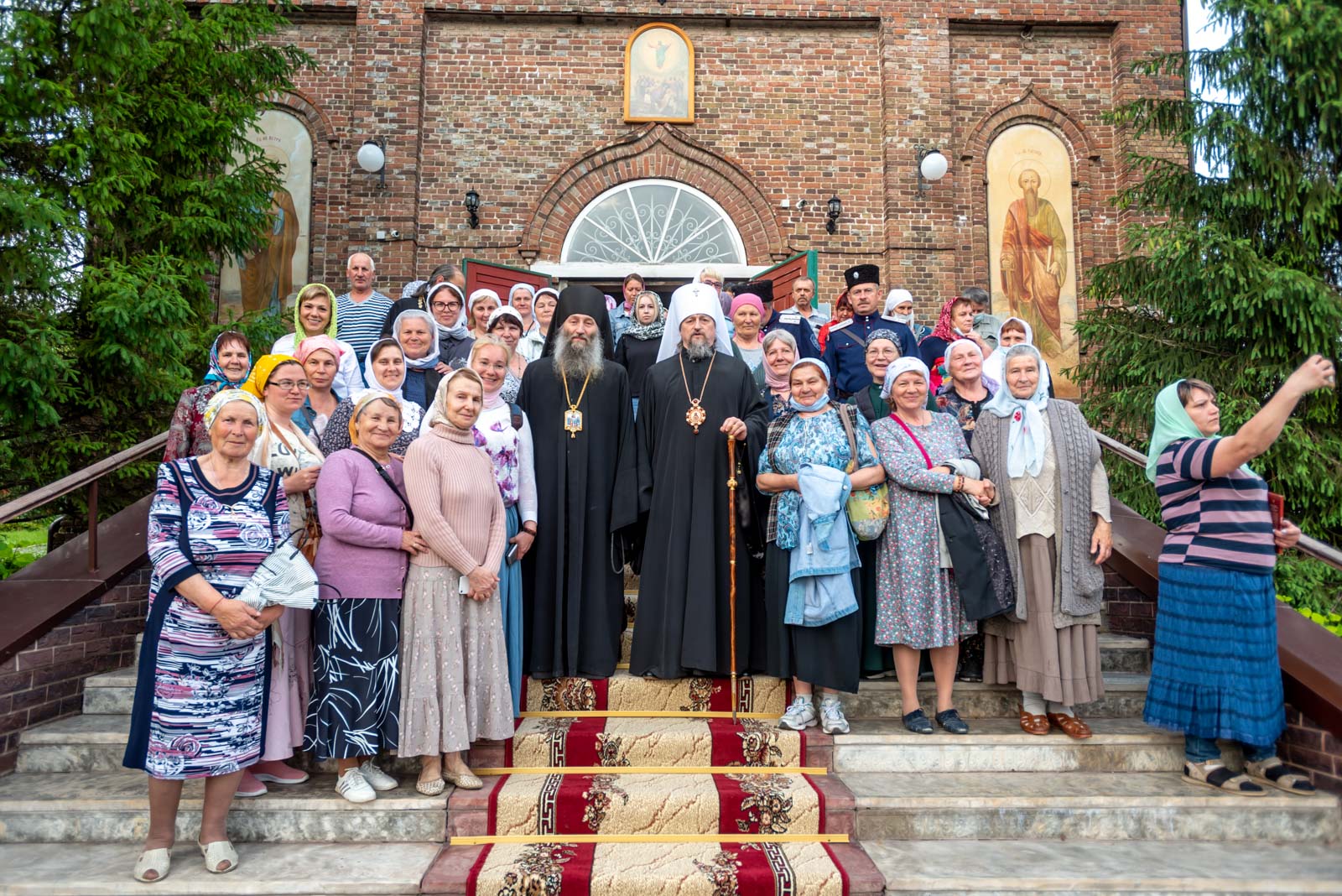 Епископ Гурий совершил всенощное бдение в Белгородской митрополии (+ Фото + Видео)
