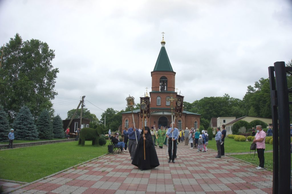 Паломники посетили святой источник в поселке Алексеевка