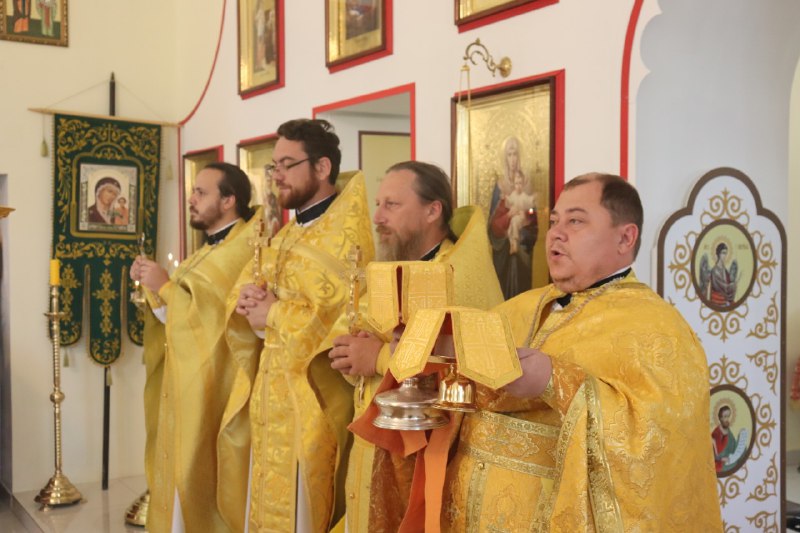 В день памяти святого воина Иоанна в храме новомучеников и исповедников Церкви Русской состоялось соборное служение