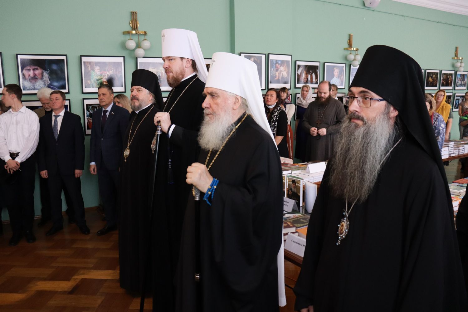 Епископ Николай принял участие в торжественном открытии выставки-форума «Радость Слова».