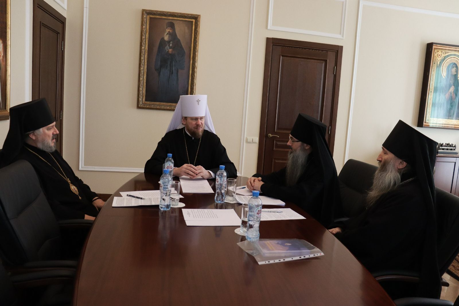 Митрополит Владимир возглавил итоговое заседание Архиерейского совета Приморской митрополии