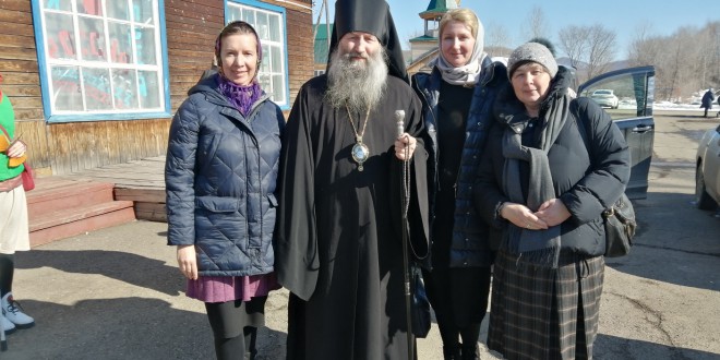 Продуктовые наборы от Синодального отдела по благотворительности раздали в Арсеньевской епархии