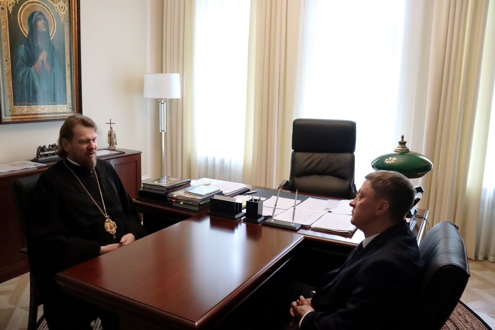 Состоялась встреча главы Приморской митрополии и главного федерального инспектора по Приморскому краю Сергея Грызыхина
