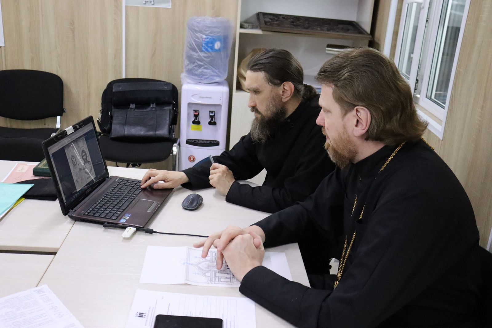 Митрополит Владимир принял участие в видеоконференции, посвященной написанию икон для Спасо-Преображенского кафедрального собора