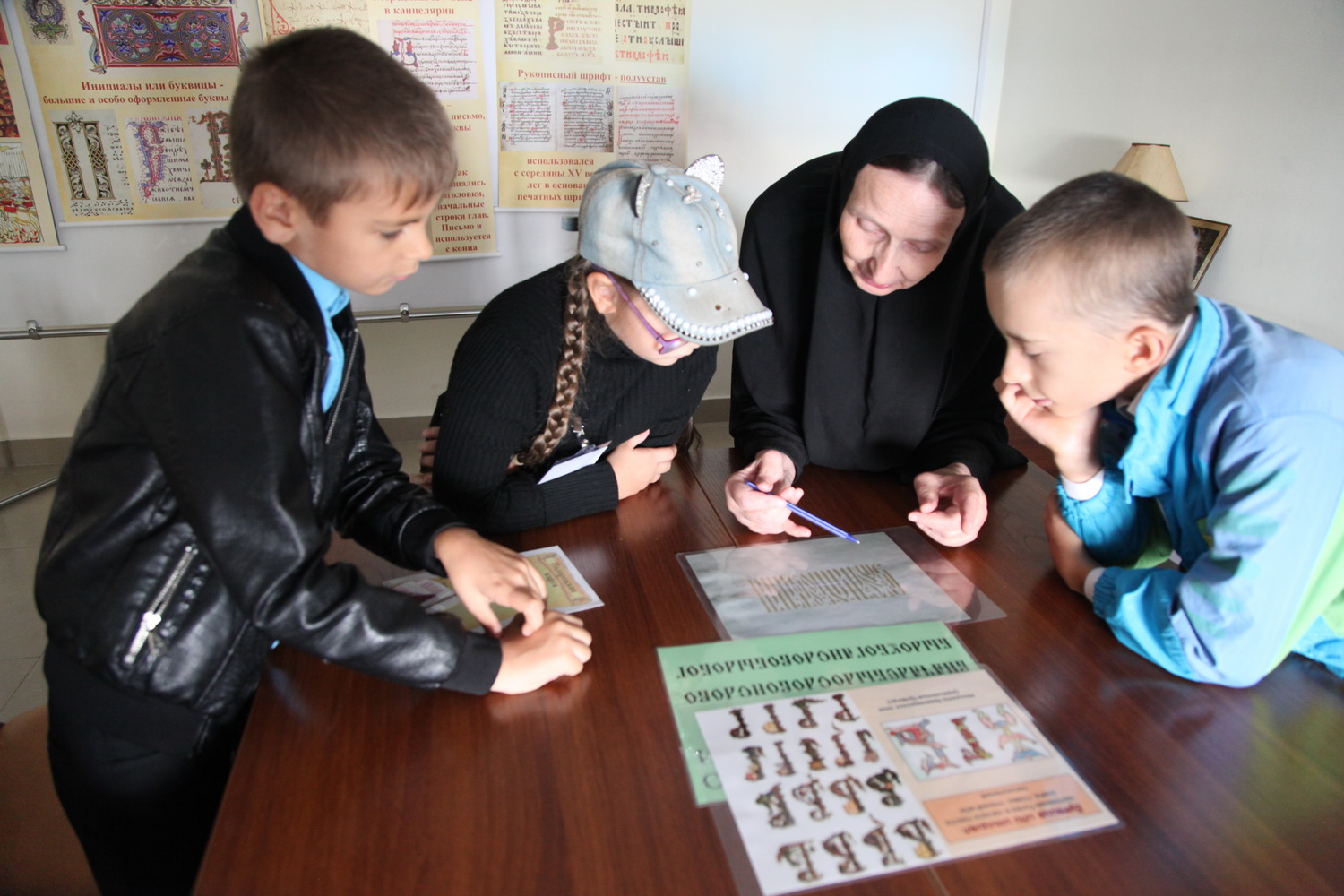 Духовно-просветительский центр снова открыл двери для детей. Для четвероклассников Лицея №9 прошел квест по славянской письменности (+ Фото)