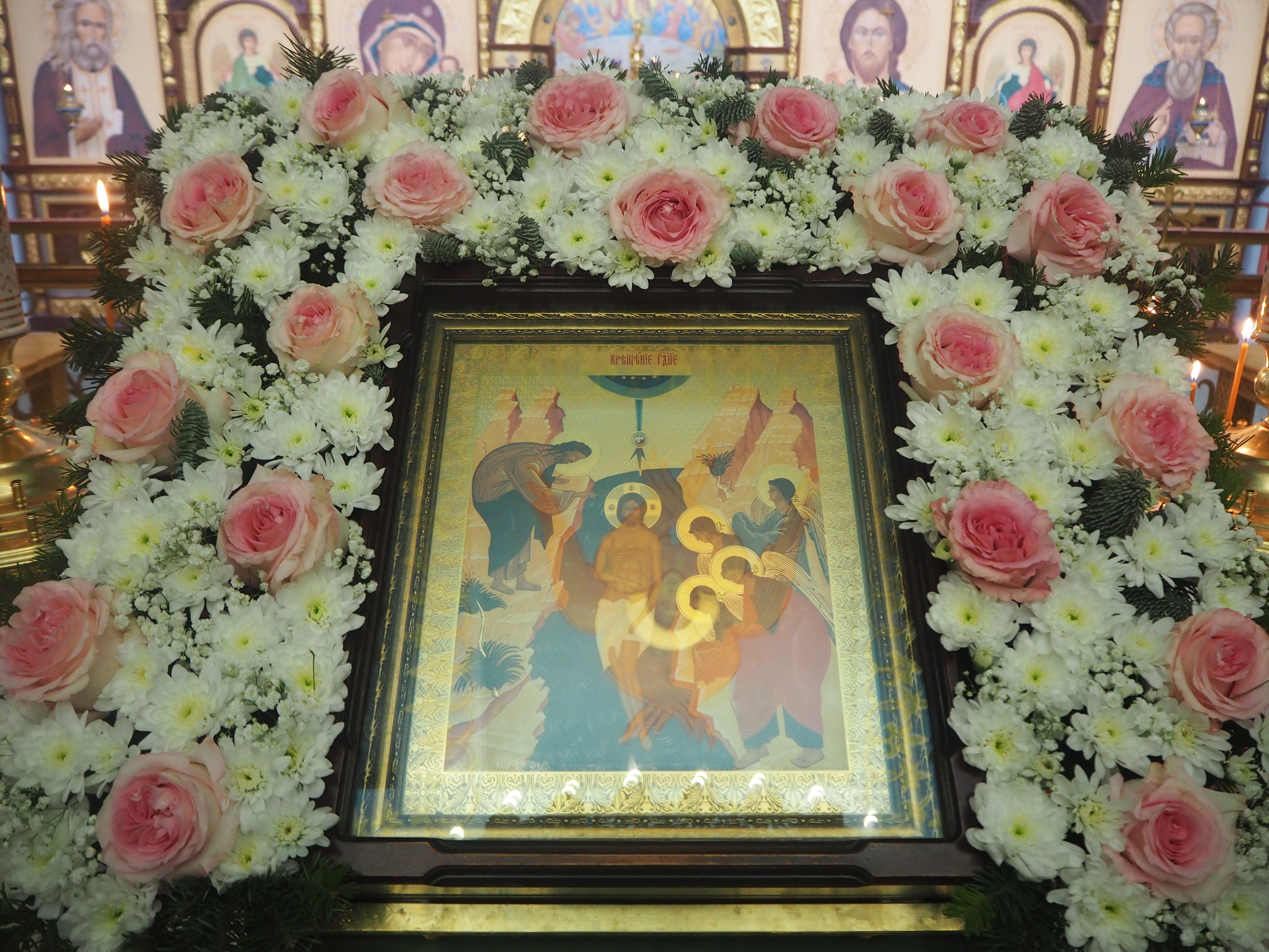 В праздник Богоявления епископ Находкинский и Преображенский Николай совершил Божественную литургию и чин Великого освящения воды в Казанском Кафедральном соборе г. Находки.