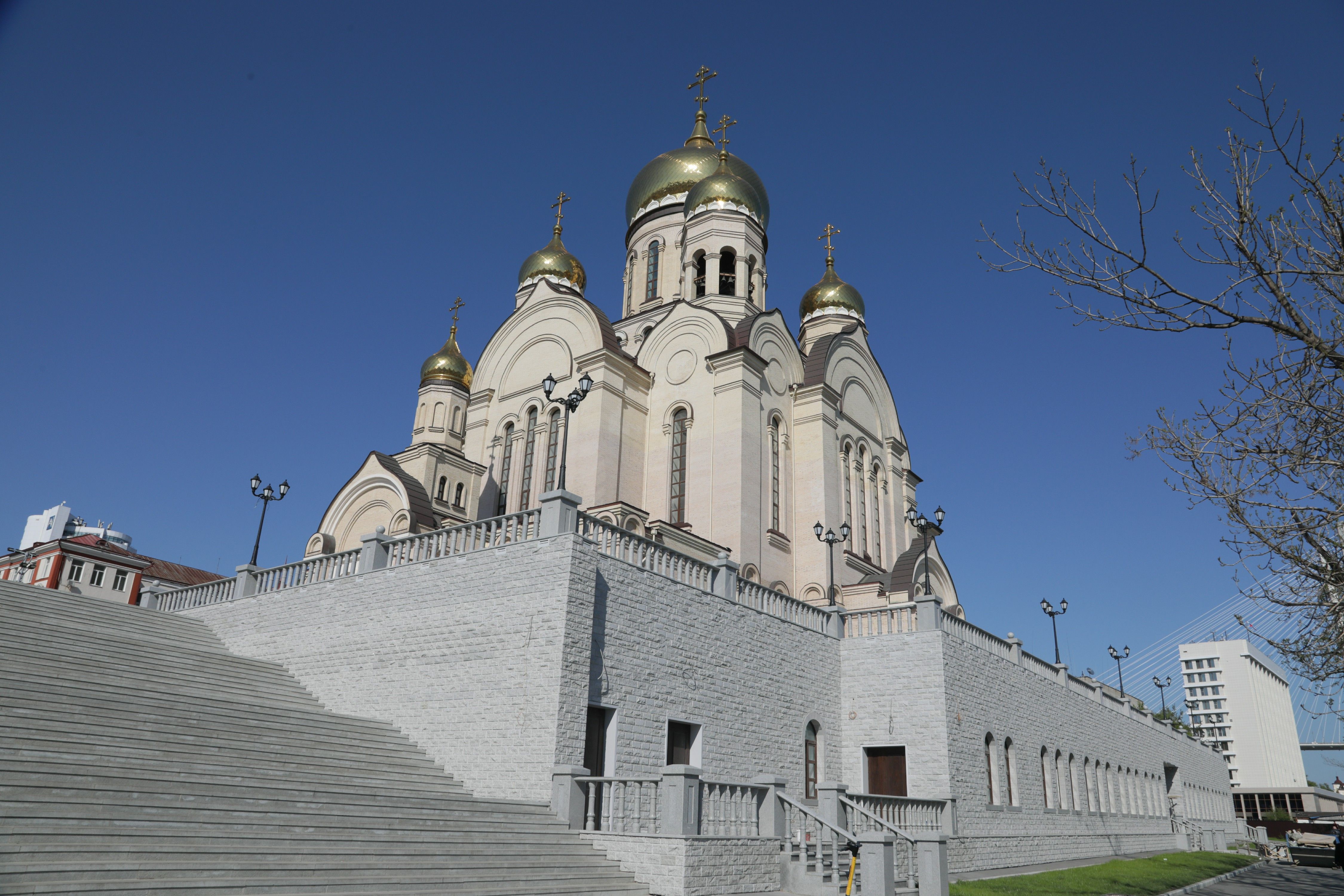 Митрополит Владимир принял участие в совещании, посвященном строительству Спасо-Преображенского собора