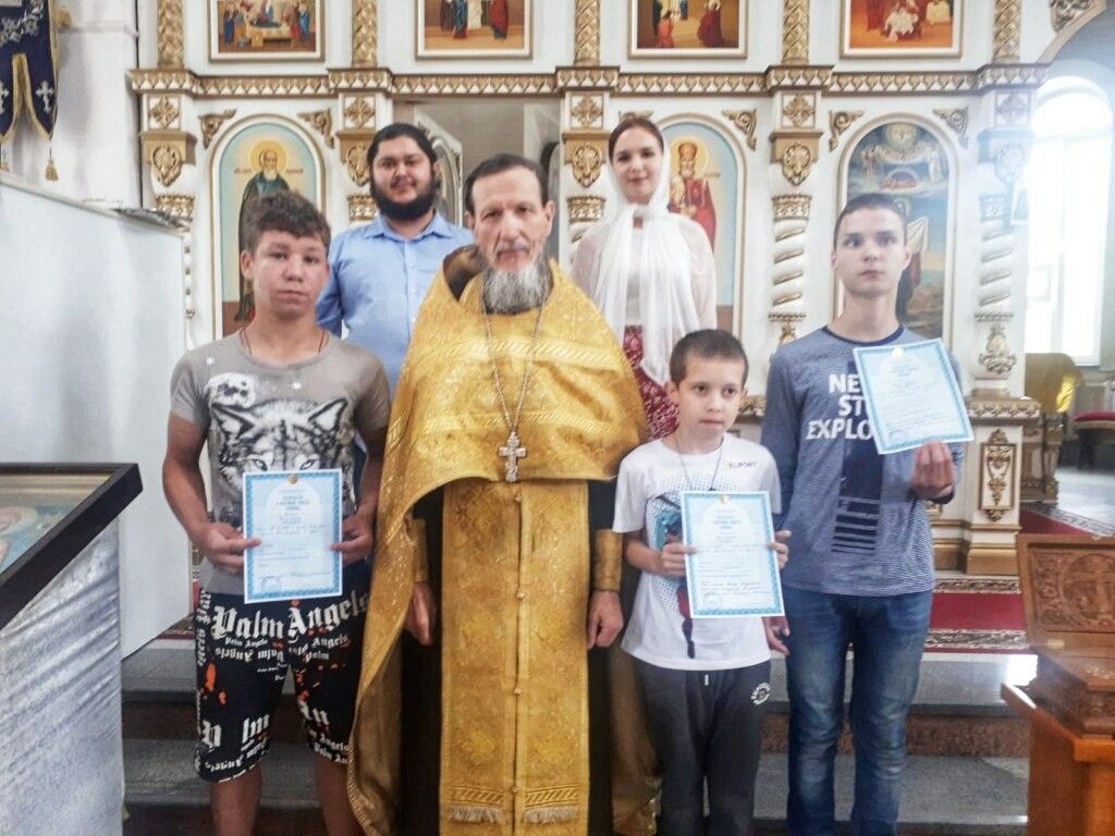 Воспитанники Коррекционной школы-интерната приняли Святое Крещение