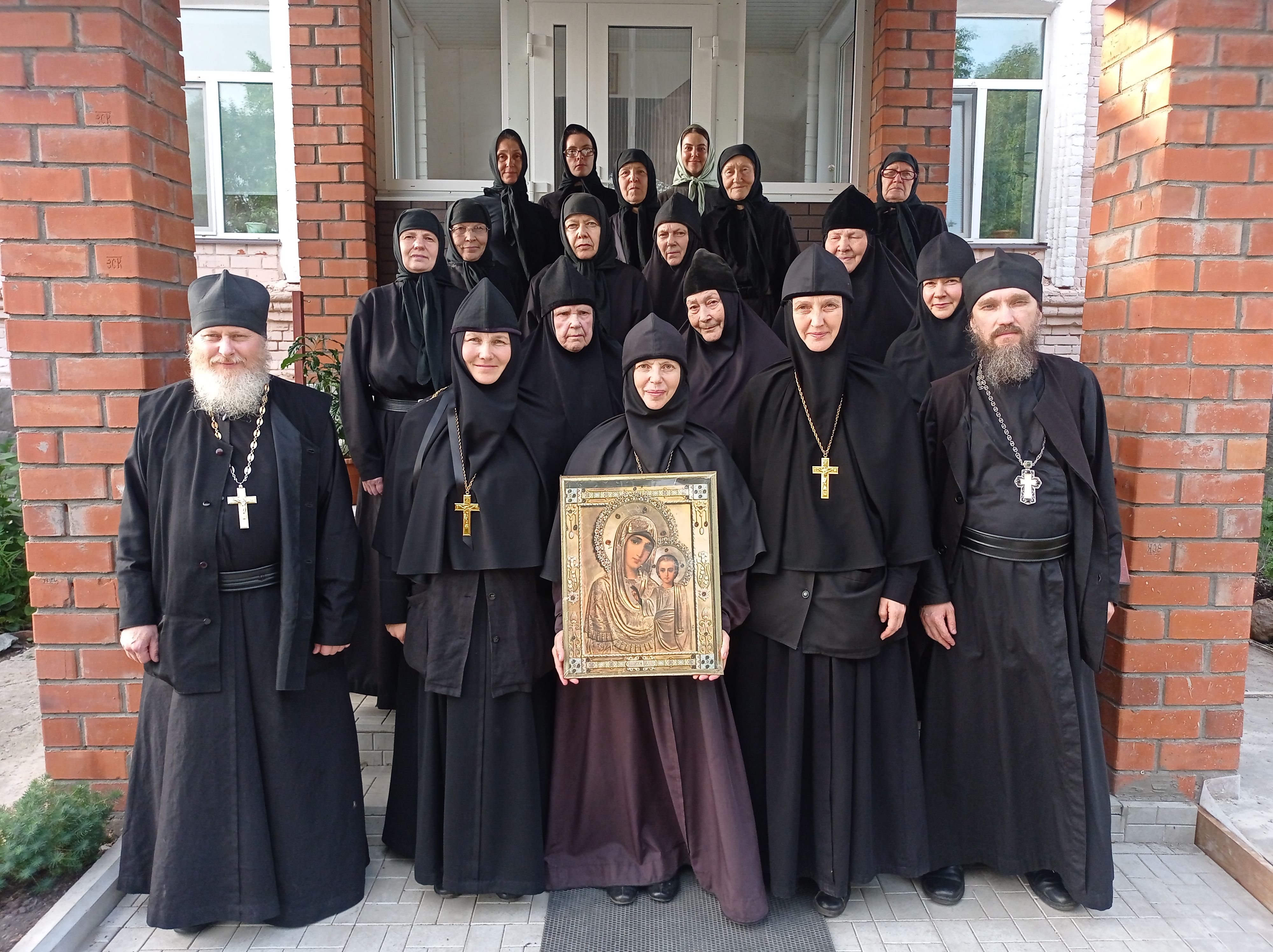 Монастыри Владивостокской епархии посетила комиссия Синодального отдела по монастырям и монашеству