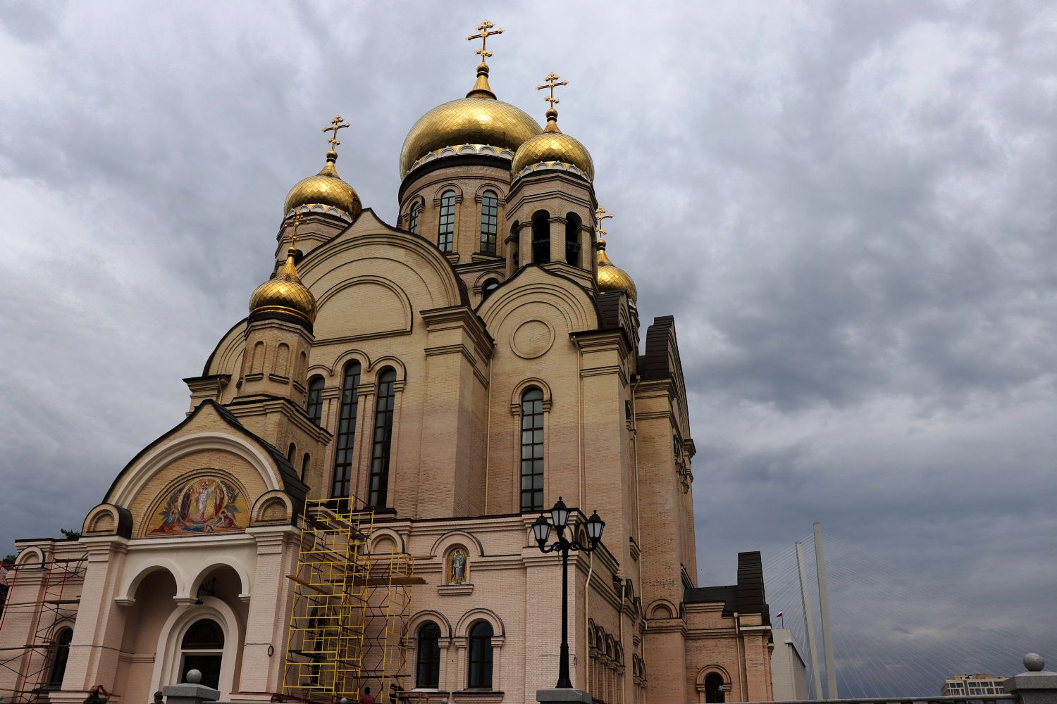 Митрополит Владимир принял участие в очередном рабочем совещании, посвященном строительству Спасо-Преображенского собора