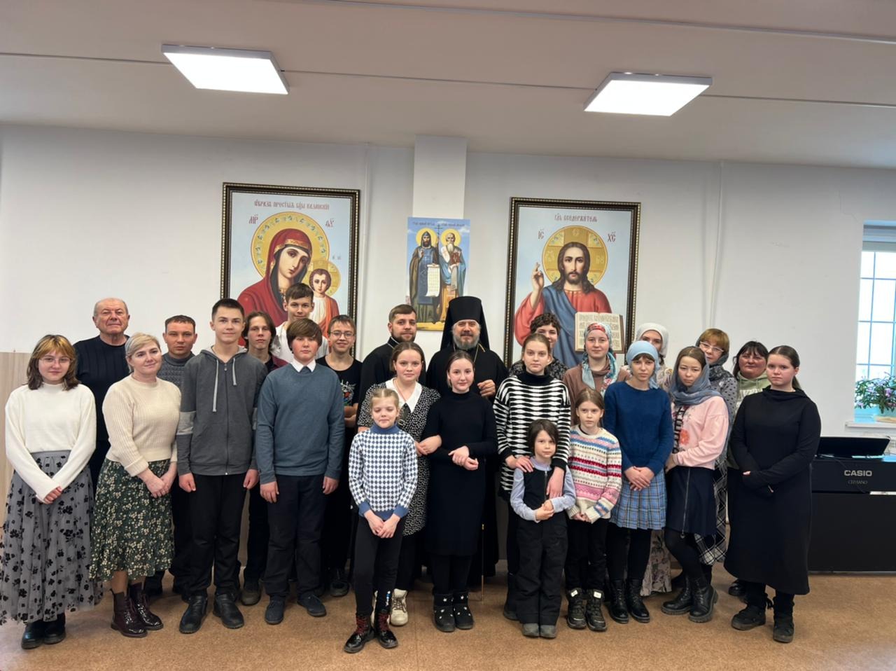 В Духовно-просветительском Центре Находкинской Епархии состоялась молодёжная интеллектуально-познавательная игра "Православные праздники и традиции".