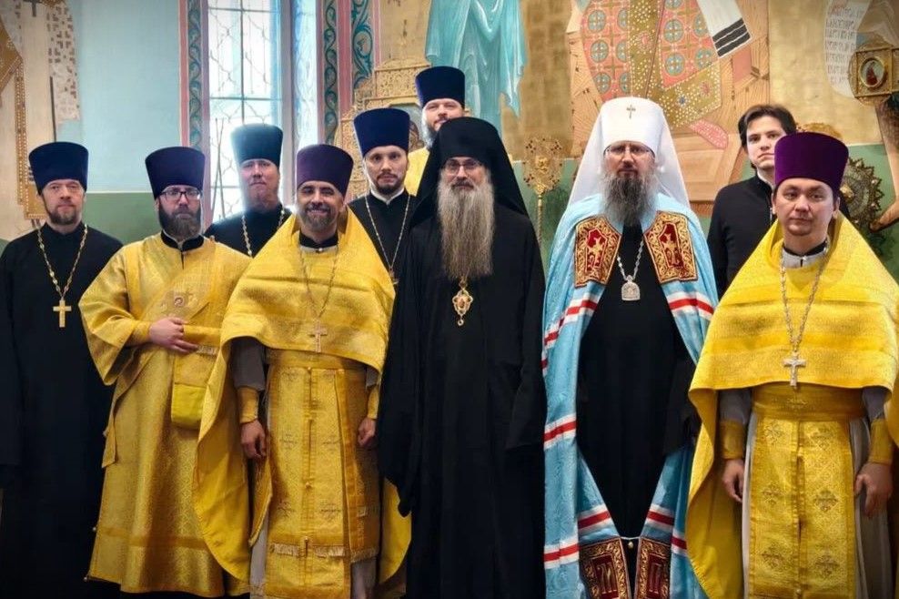 В Успенском храме г. Владивостока состоялось архиерейское богослужение 