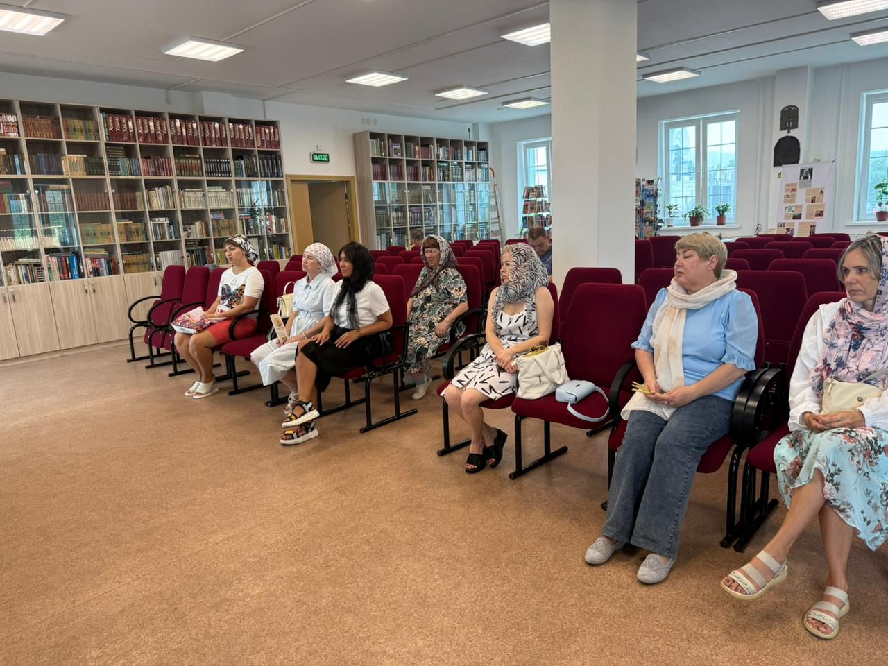 Священник встретился с женами участников СВО.