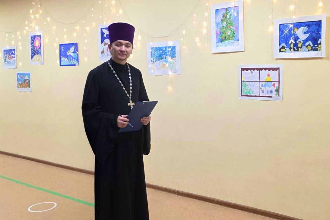 Протоиерей Андрей Калчев стал членом жюри Рождественского конкурса