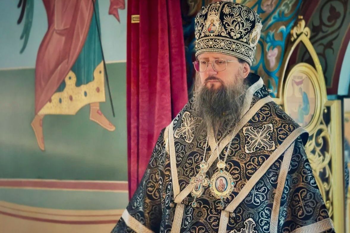 В Успенском храме Владивостока состоялось архиерейское богослужение