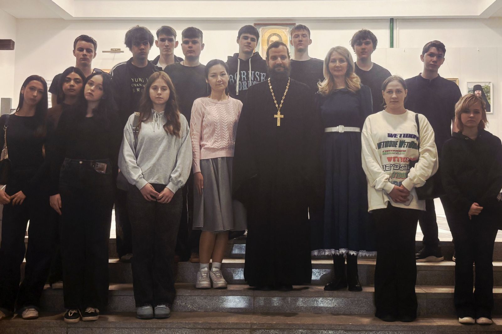 Экскурсия для школьников по Спасо-Преображенскому собору: о вере, семье и вреде сквернословия